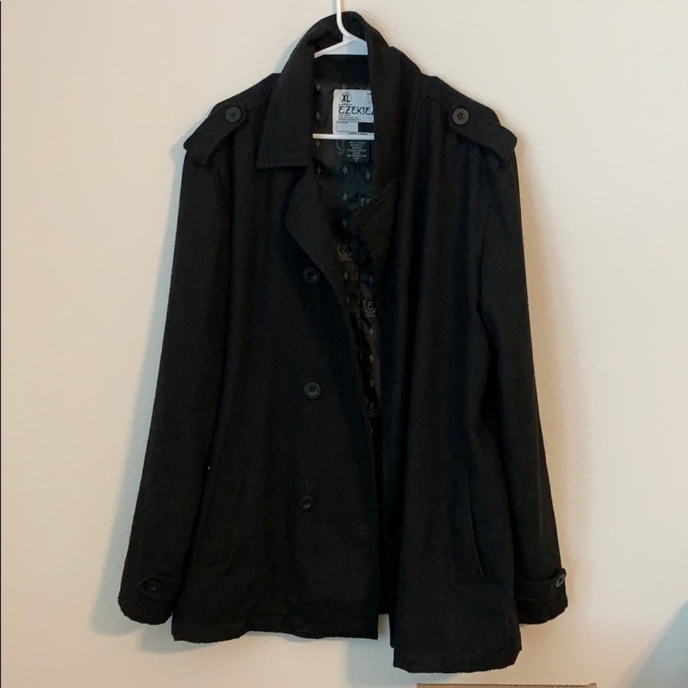 Lightweight pea coat